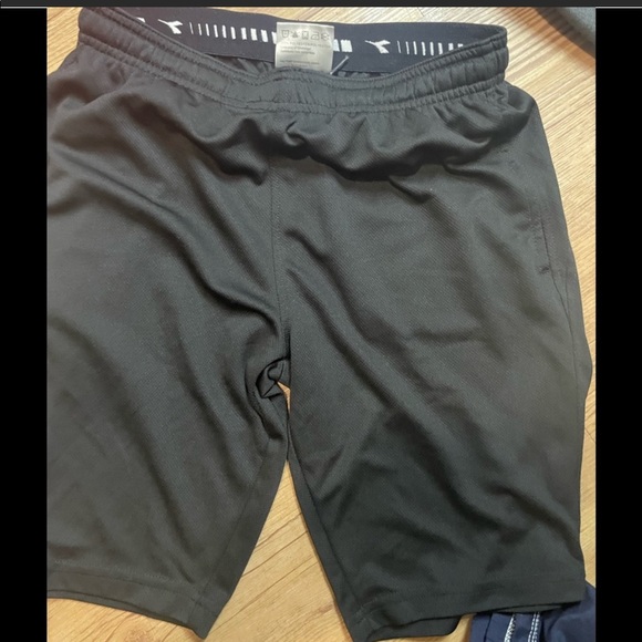 💥💥LOT OF 5 💥💥BOYS SIZE 8-10 MEDIUM - Picture 14 of 15